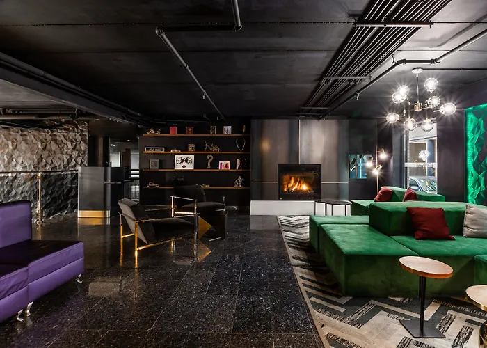 LeluxHotel Montreal